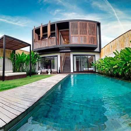 New 4 Bedroom 5 Min Walk To Berawa Beach Enclosed Livng Canggu Extérieur photo