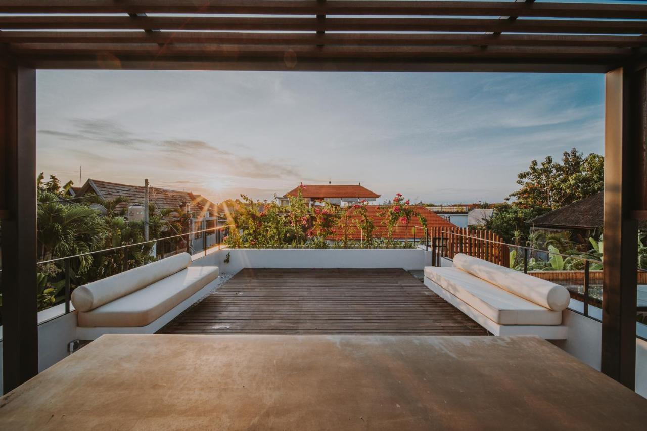 New 4 Bedroom 5 Min Walk To Berawa Beach Enclosed Livng Canggu Extérieur photo