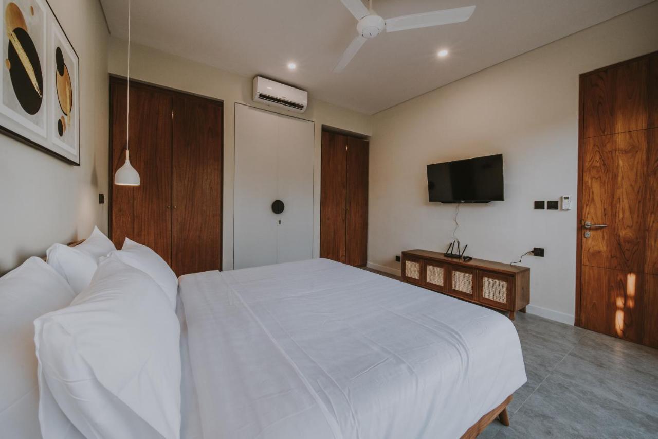 New 4 Bedroom 5 Min Walk To Berawa Beach Enclosed Livng Canggu Extérieur photo