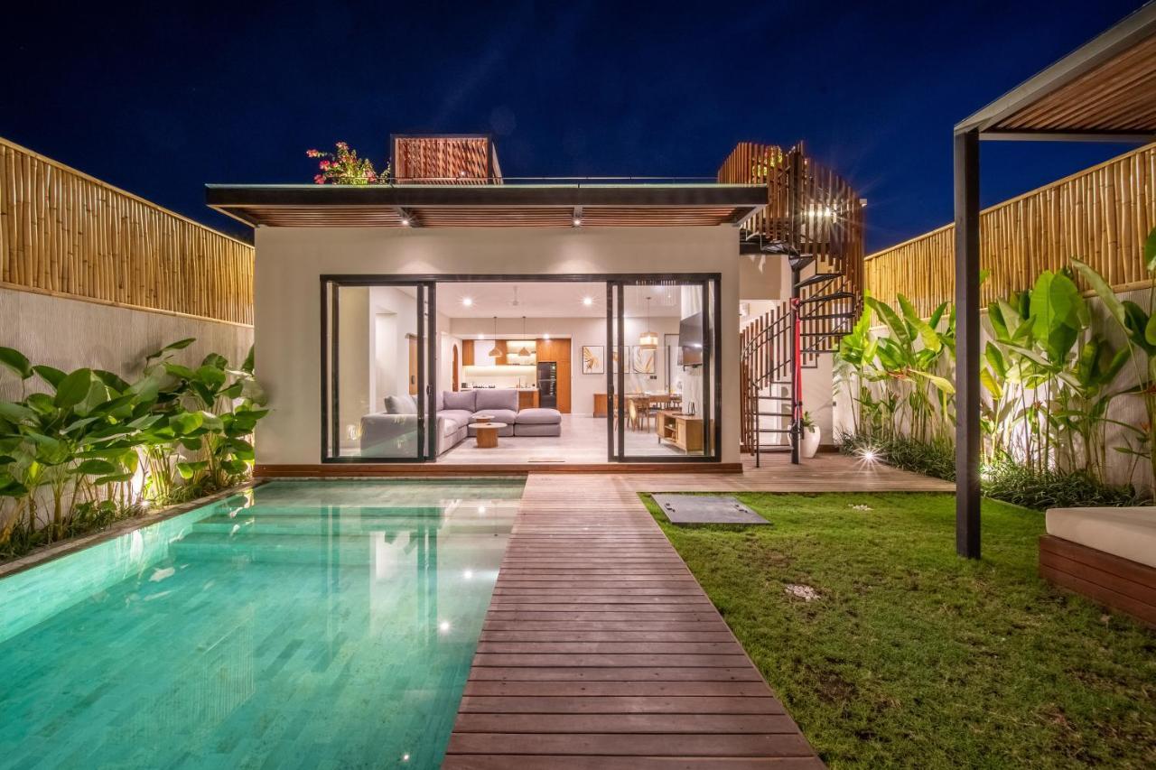 New 4 Bedroom 5 Min Walk To Berawa Beach Enclosed Livng Canggu Extérieur photo