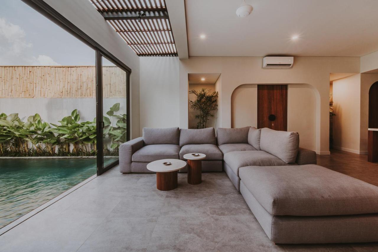 New 4 Bedroom 5 Min Walk To Berawa Beach Enclosed Livng Canggu Extérieur photo