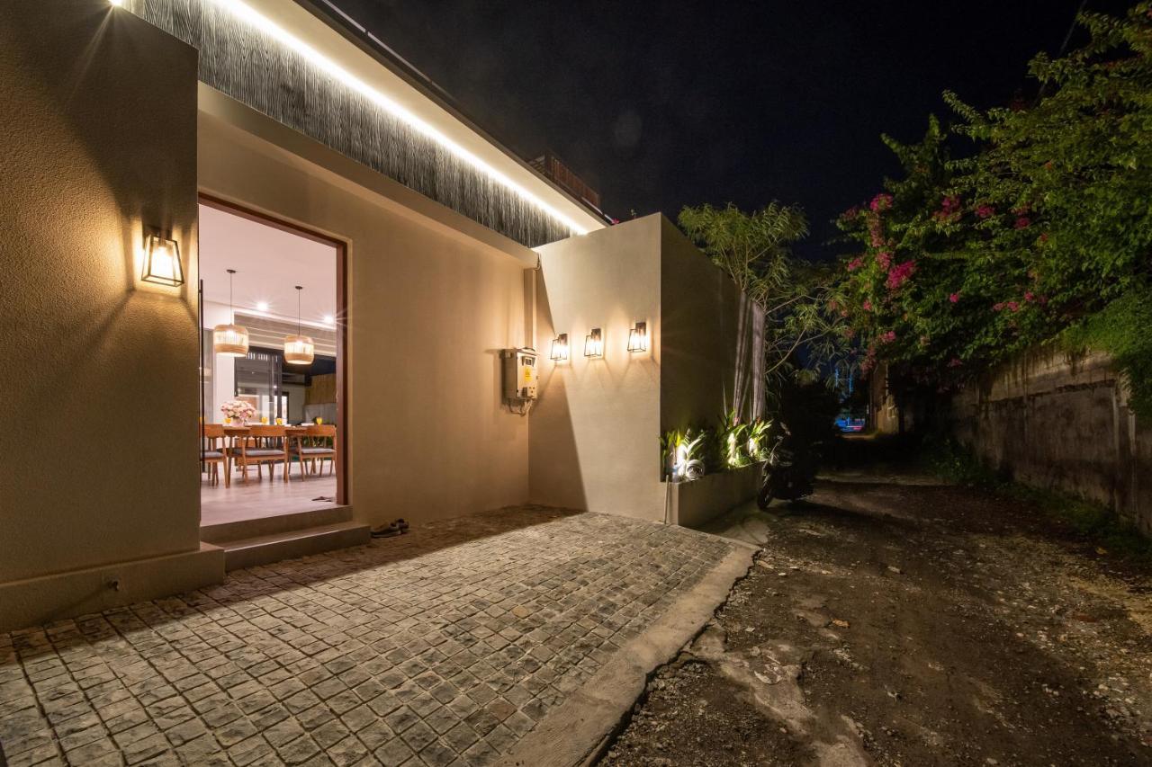 New 4 Bedroom 5 Min Walk To Berawa Beach Enclosed Livng Canggu Extérieur photo